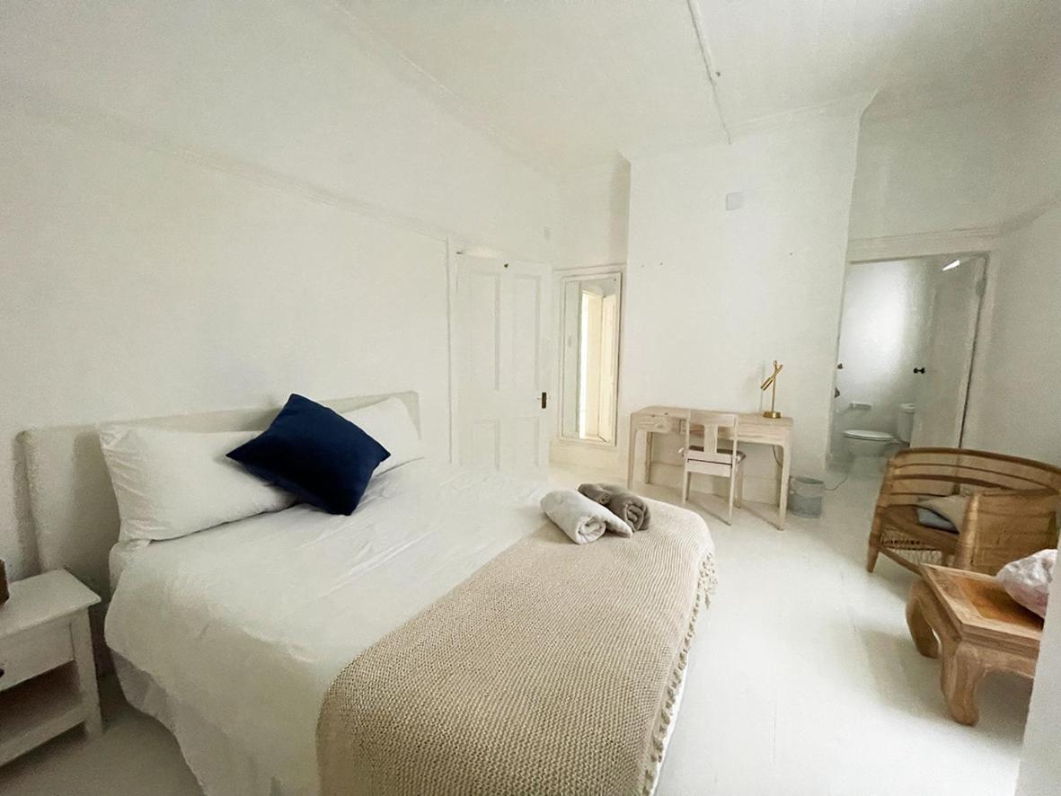 Gut Gelegenes Gaestehaus In Seapoint Cape Town