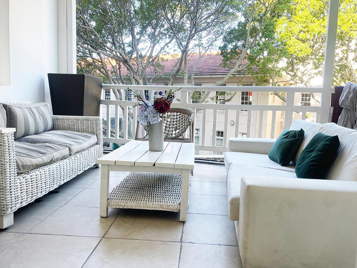 Gut Gelegenes Gaestehaus In Seapoint *