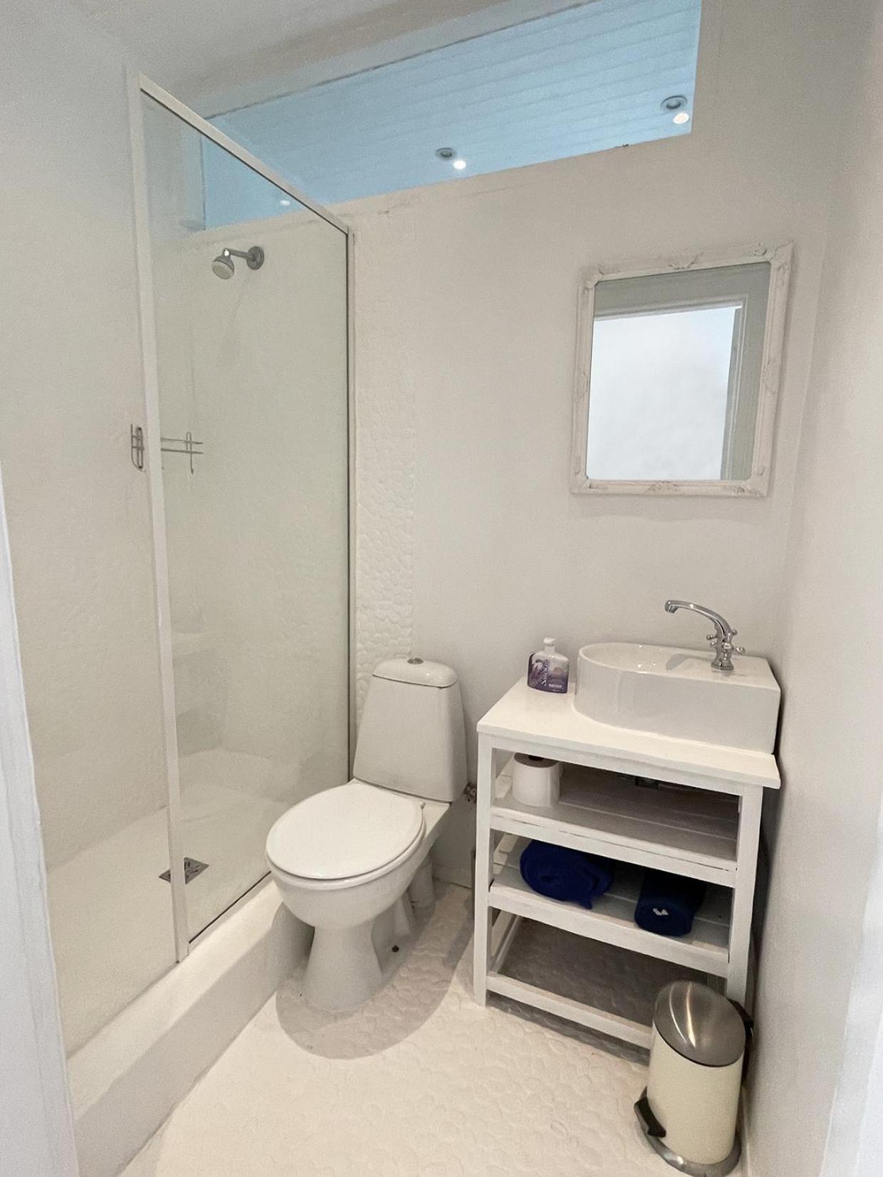 Gut Gelegenes Gaestehaus In Seapoint Apartment
