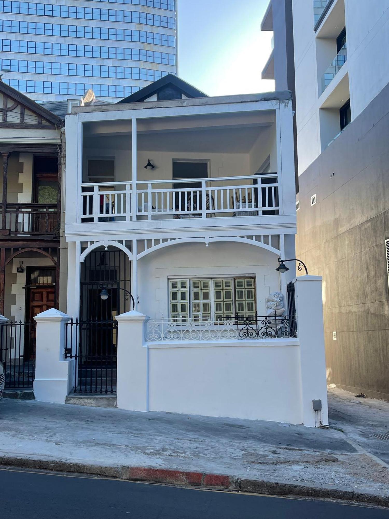 Gut Gelegenes Gaestehaus In Seapoint Cape Town